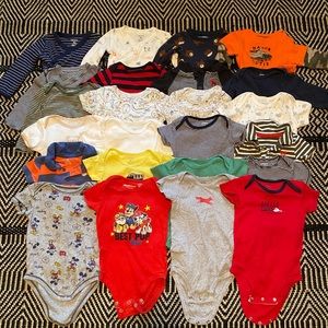 Baby boy onesie lot of 24 size 6-9 months